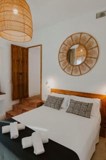 Hacienda Clavero Two Garden Apartment - 2