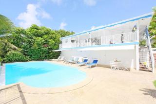 Villa créole vue mer et plage à pied pour 6 - 9