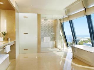 Fairmont Baku, Flame Towers - 4