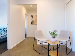 Modern Geelong Escape with EV Charger - Geometry - 6