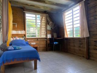 Maison confortable avec jardin au Robert, 40 m², climatisation - 3