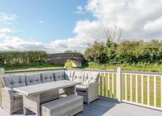 Winston Farm Lodges - 5