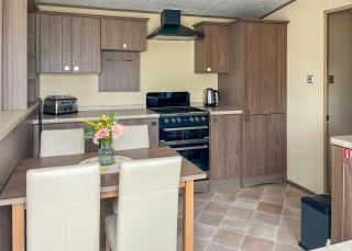 Whitehouse Holiday Park - 4