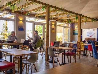 greet Hotel Marseille Provence Aéroport - 8