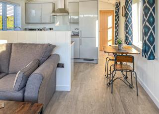 Hollybrook Lodges - 2