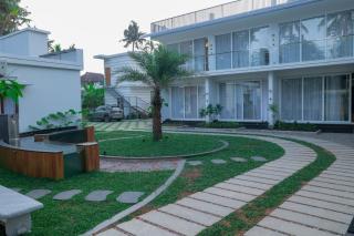 Palm Wave Beach Resort - 7