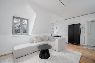 Luxury apartment in Old Town and Parking - 9