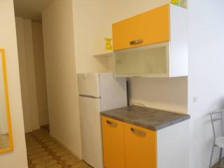 Modern flat with terrace-Beahost - 7