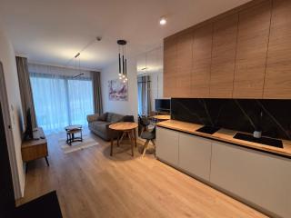 Omega Lake Family 1 - 8