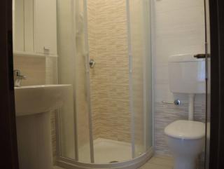 Family apartment steps from Pluto Beach - 3