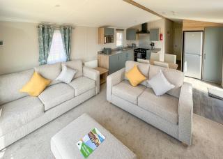 Shear Barn Holiday Park - 9