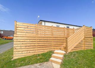 Shear Barn Holiday Park - 7