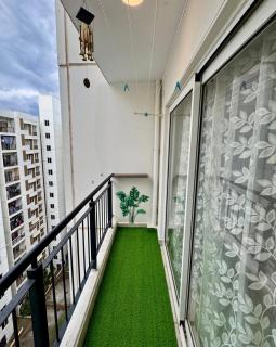 Wolfies Den 2BHK near BIEC, IKEA, KCSA Stadium - 1