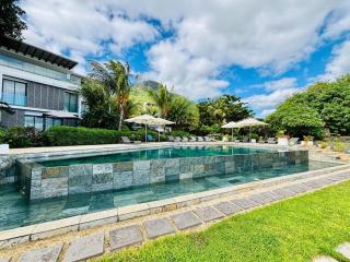 Beachfront Paradise Retreat - 1