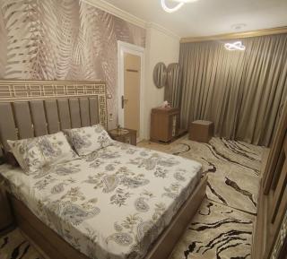 غرفتين و صاله مكيفه بالكامل و حمام و مطبخ مجهز بالكامل - 5