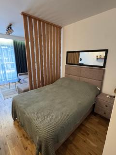 Apartment Field 9 - 4