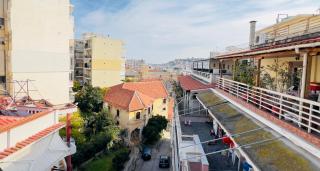 Surrounded View Family - with Private Parking - 2