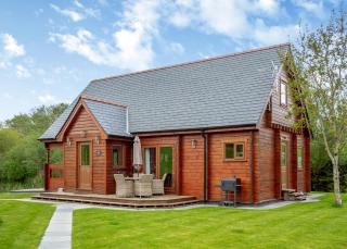 Anglesey Lakeside Lodges - 7