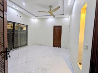 Furnished Appartment in bahria town lahore - 1