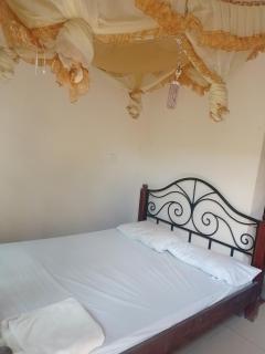 Creek Gardens Hotel - 3