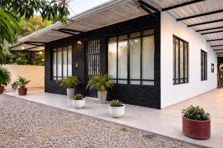 Villa Tranquila - Paraíso Privado con Piscina y Amplios Espacios Naturales con Casa Campestre - 6