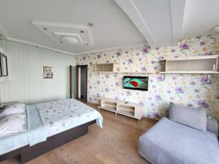 KING SIZE Семейные апартаменты в Мост Сити 106 м2 с двумя раздельными комнатами с видом на реку и с ванной - 0