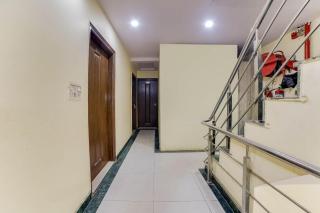 Hotel O by OYO Sagar Palace - 9