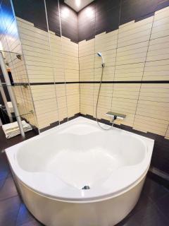 KING SIZE Семейные апартаменты в Мост Сити 106 м2 с двумя раздельными комнатами с видом на реку и с ванной - 6