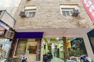 Hotel O by OYO Sagar Palace - 2