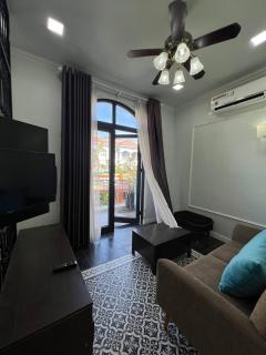 Grand World Beach House - 8