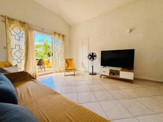 Beachside Holiday Escape Gem - 6