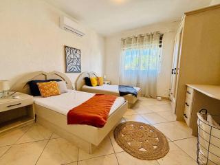 Beachside Holiday Escape Gem - 2