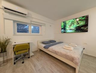 Spacious Studio w Floor Heating - 2