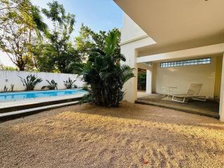 Escape in the Heart of Tamarin - 2