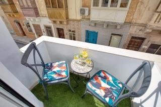 Michael's - 2 bedroom Apartment by Solea Holiday Homes - 6