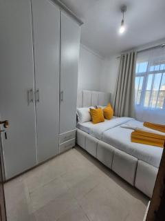 CM Snug stay -Naivegas Apartments - 3