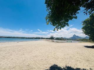 Santosha Beach Escape - 1