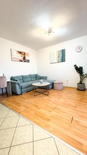 Modern Downtown Apartment Budapest - 6