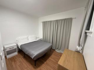 Delmar Loop 2-Bedroom Retreat - 5