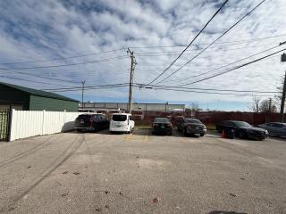 Delmar Loop 2-Bedroom Retreat - 7