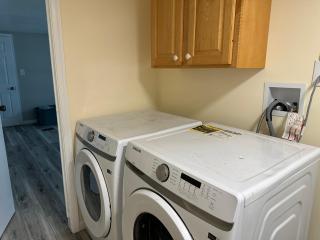 Comfortable 3BR, 2BA Perfect for Families! - 5