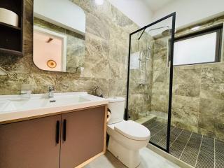 Welcome to our Charming Seaside Apartment - 9