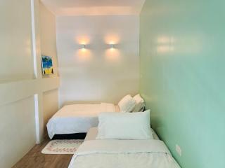 Village 40 Phuket Old Town - 8