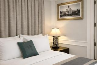 Anphan Hotel & Spa - Ben Thanh Market - 4