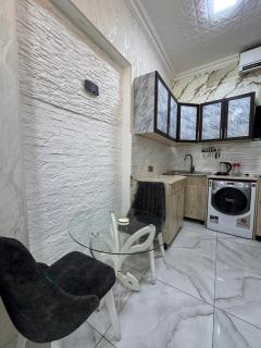 Baku Crescent Apartment - 9