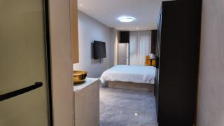 Shanghai Jinli S Hotel -Xinhua Road Jiaotong University Branch - 1