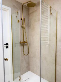 Apartament Potockiego z Prywatnym Parkingiem - 3