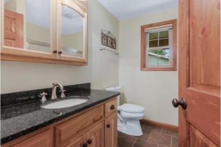 Remodeled Cabin On Shawano Lake - 8