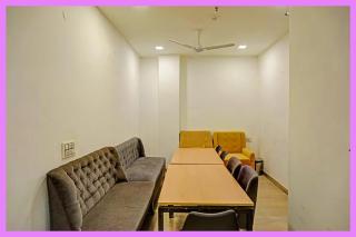 Hotel Ravlix Ayodhya Palace Stay Near Ram Janam Bhoomi And Temple - A Luxuary Hotel In Ayodhya - 1