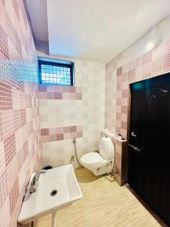 The Peace Lily 2BHK Homestay Hosted by Superhost - 7